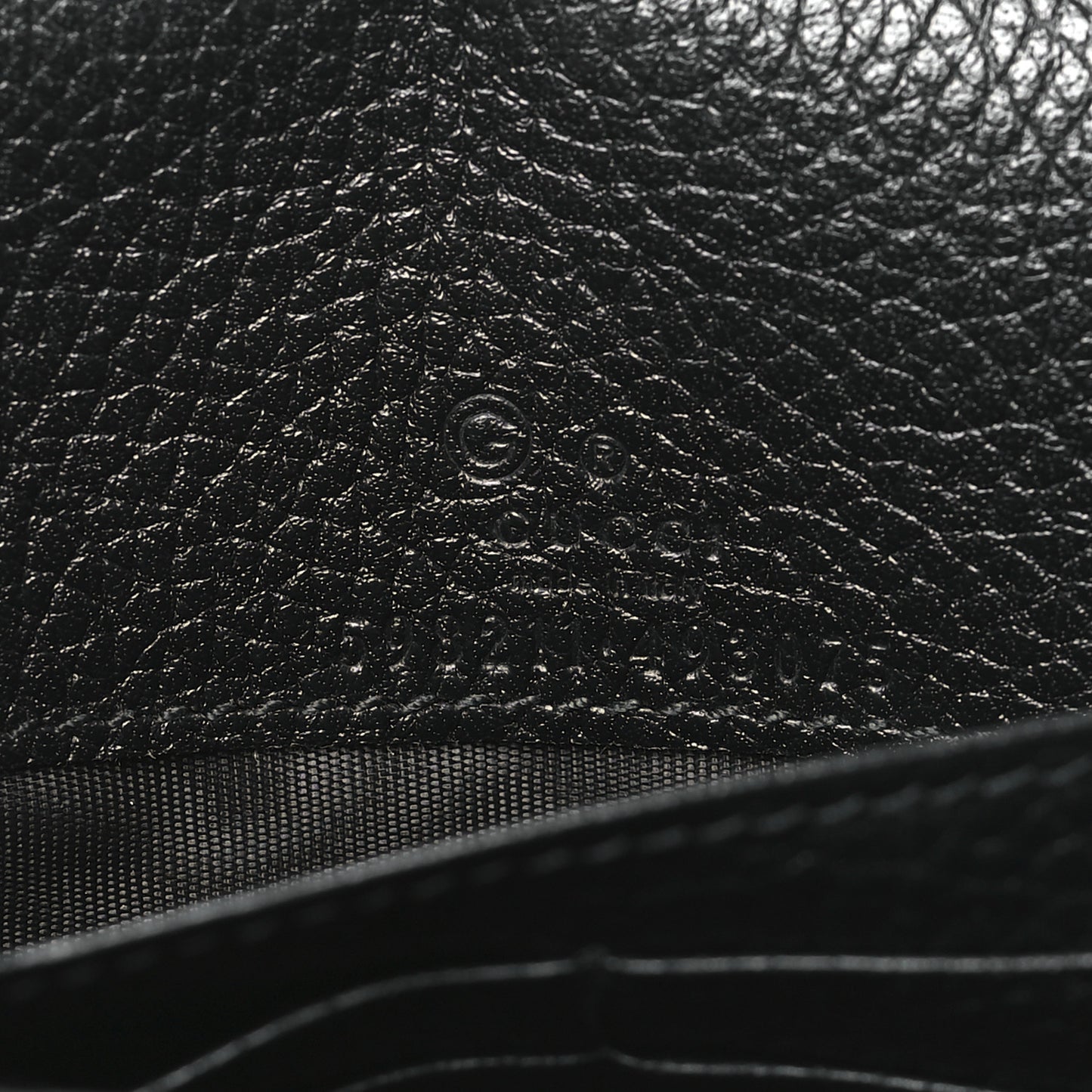 Pebbled Calfskin Soho Wallet On Chain Black