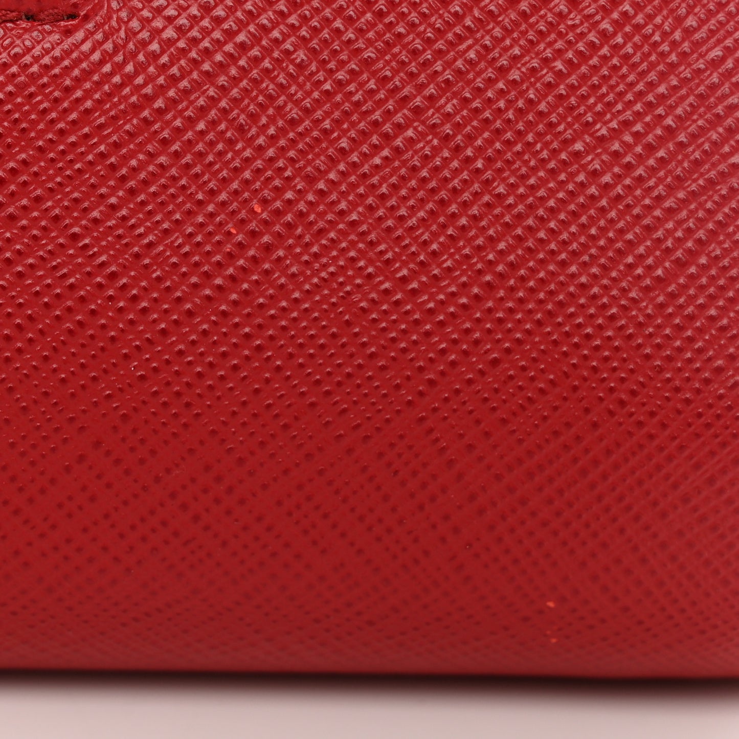 Saffiano Metal Medium Wallet Rosso
