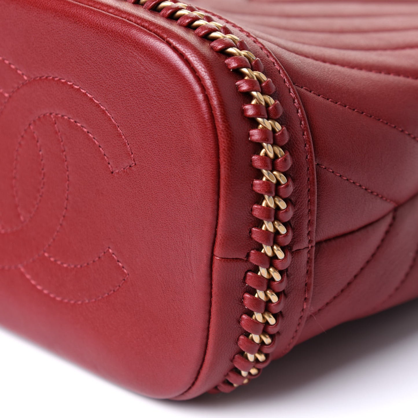 Sheepskin Chevron Quilted Small Drawstring Bag Dark Red