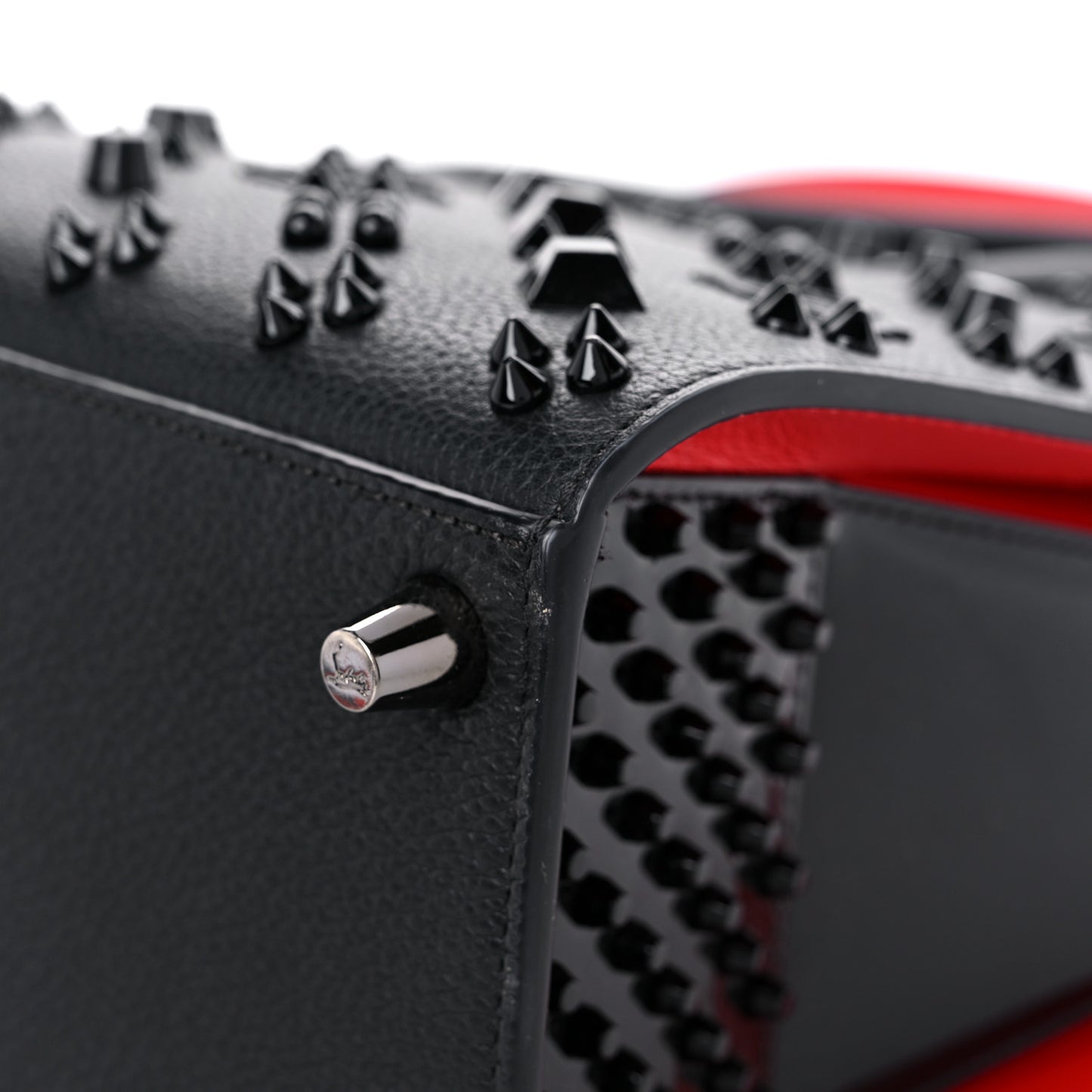 Calfskin Spikes Loubinthesky Medium Paloma Black