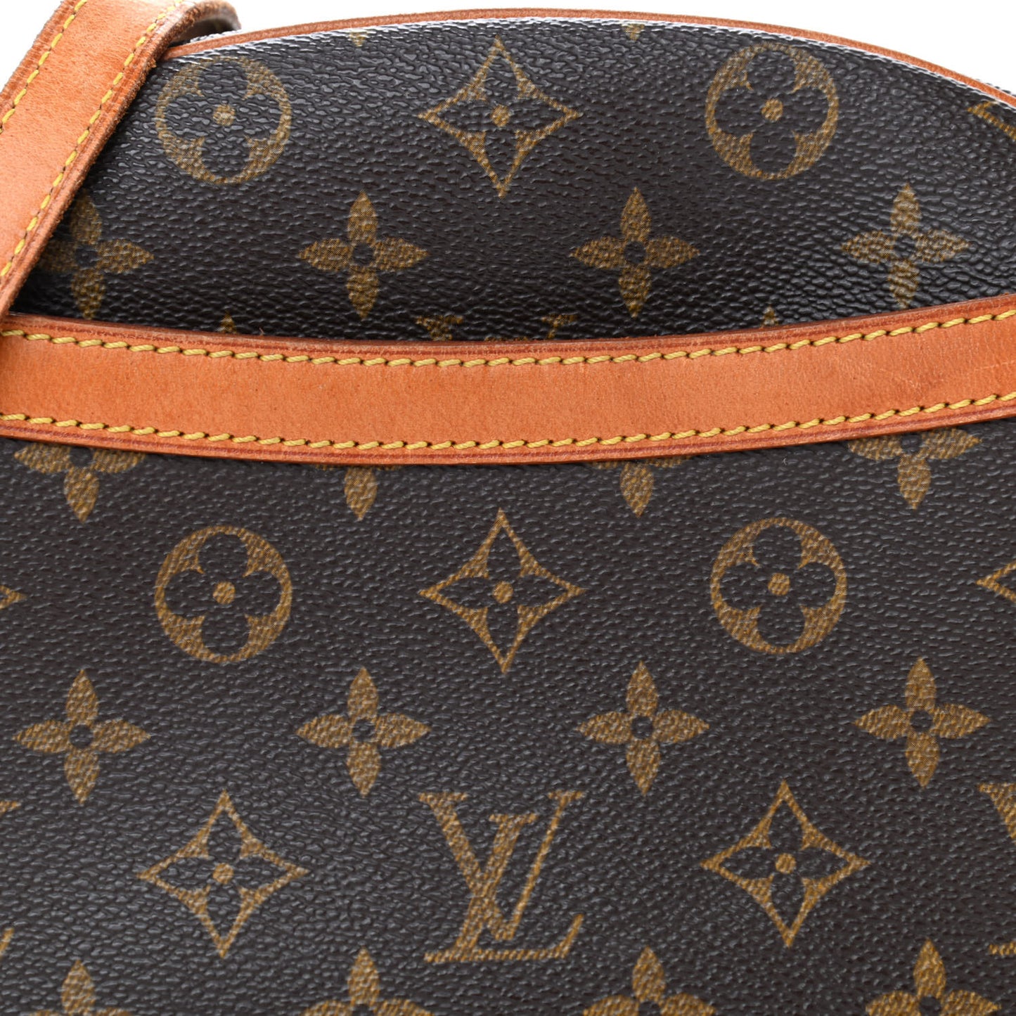 Monogram Blois