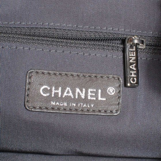 Chanel Lambskin Quilted Shoulder Bag White Black 6 of 7