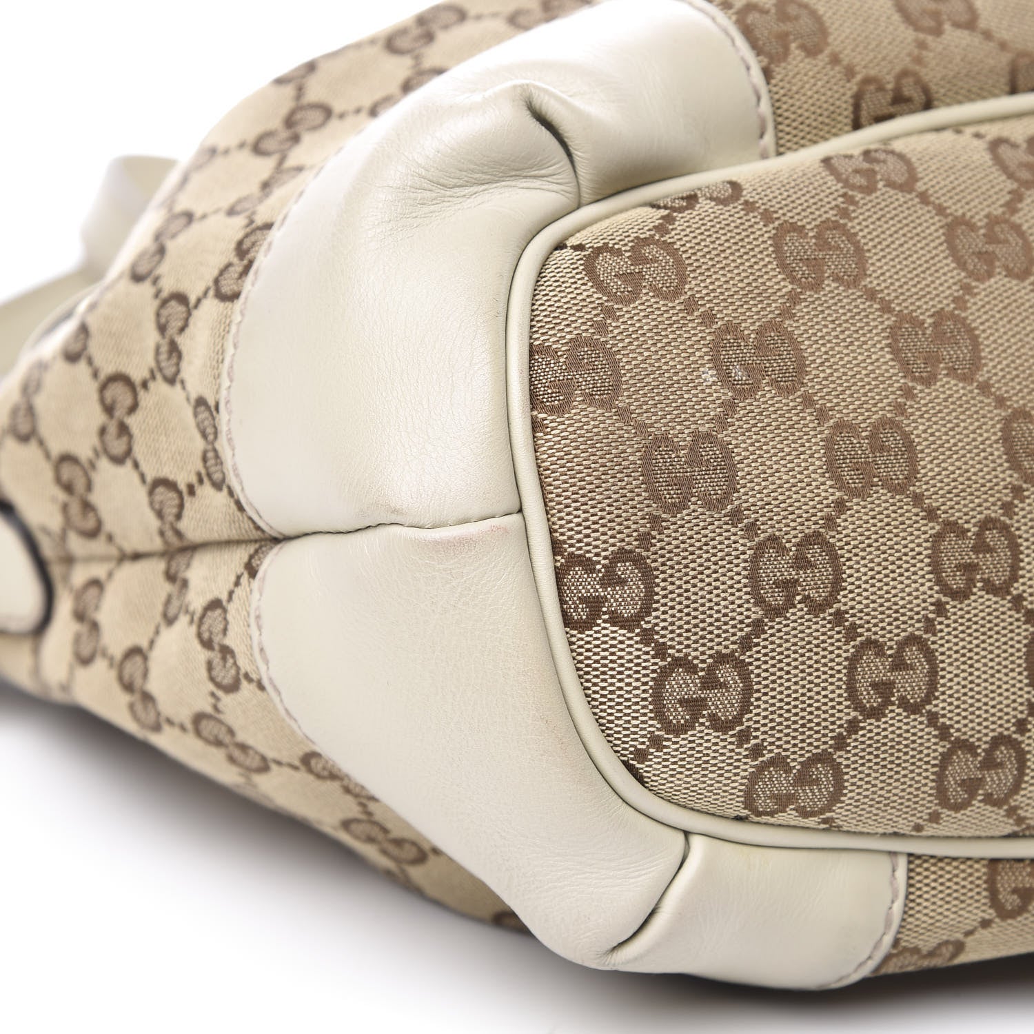 Gucci Monogram Margaux Calfskin Medium Sukey Top Handle Bag Beige Ebony Mystic White 10 of 15