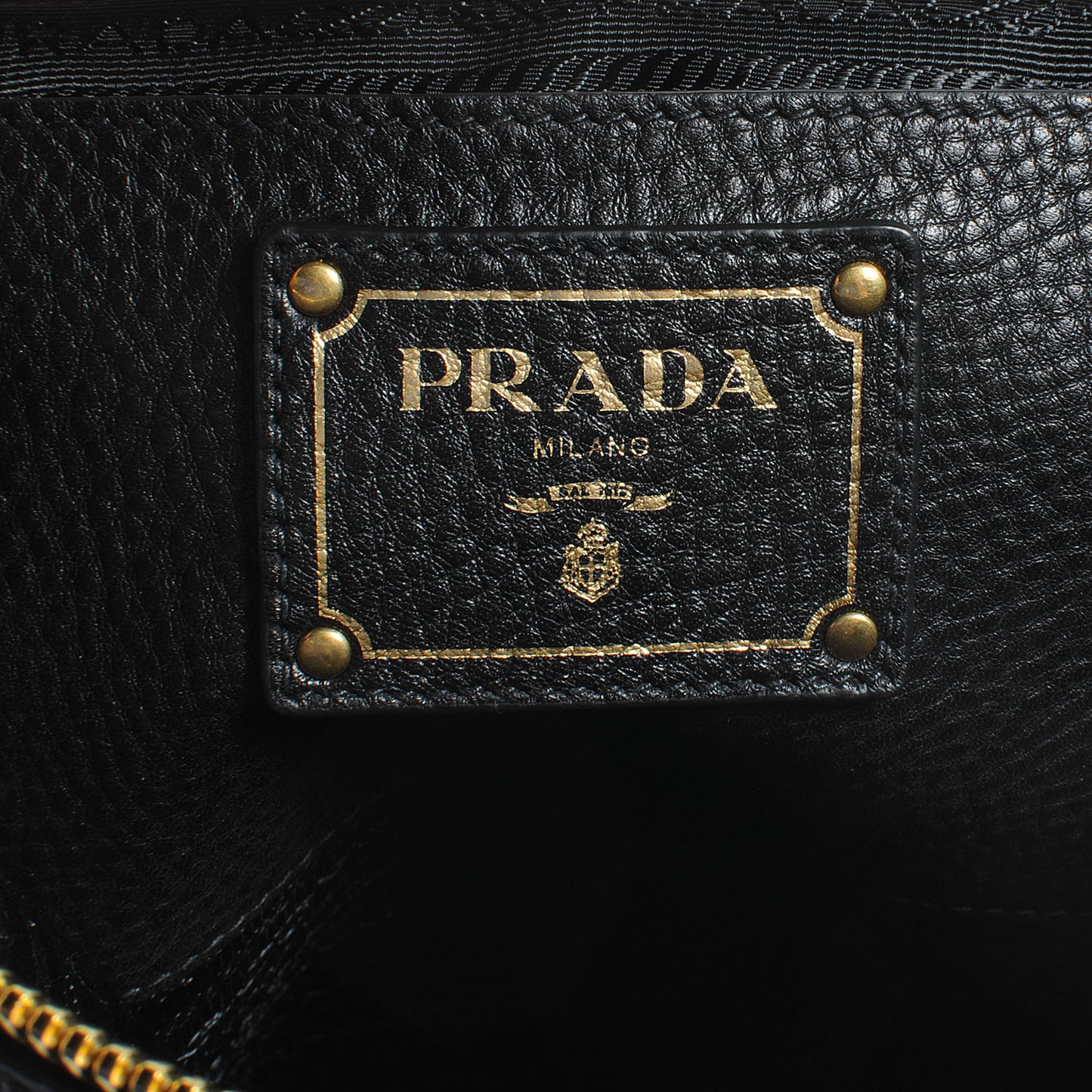 Vitello Daino Shoulder Bag Nero Black