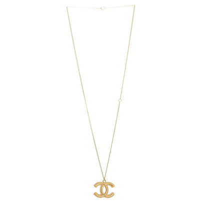 Chanel CC Necklace Matte Gold 3 of 4
