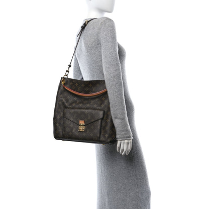 Louis Vuitton Monogram Metis 3 of 11