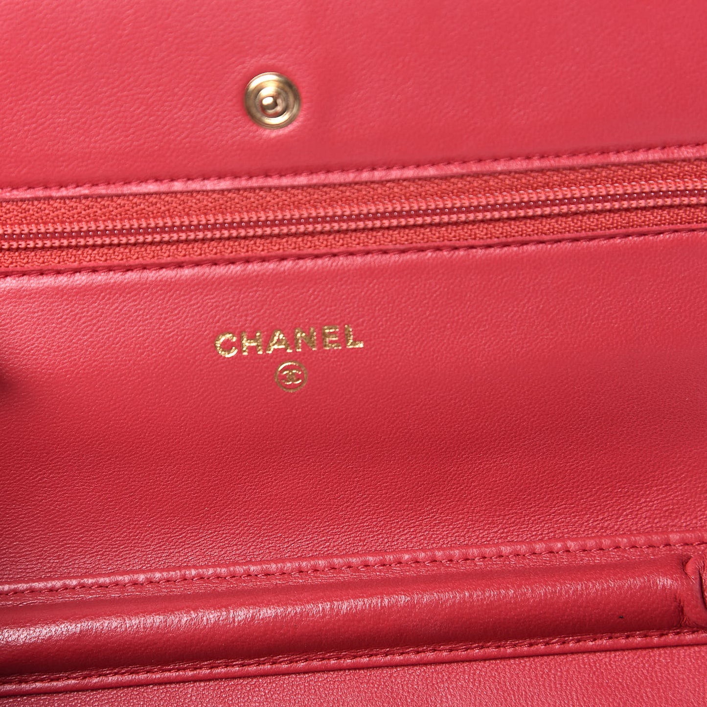 Lambskin Quilted Wallet On Chain WOC Red
