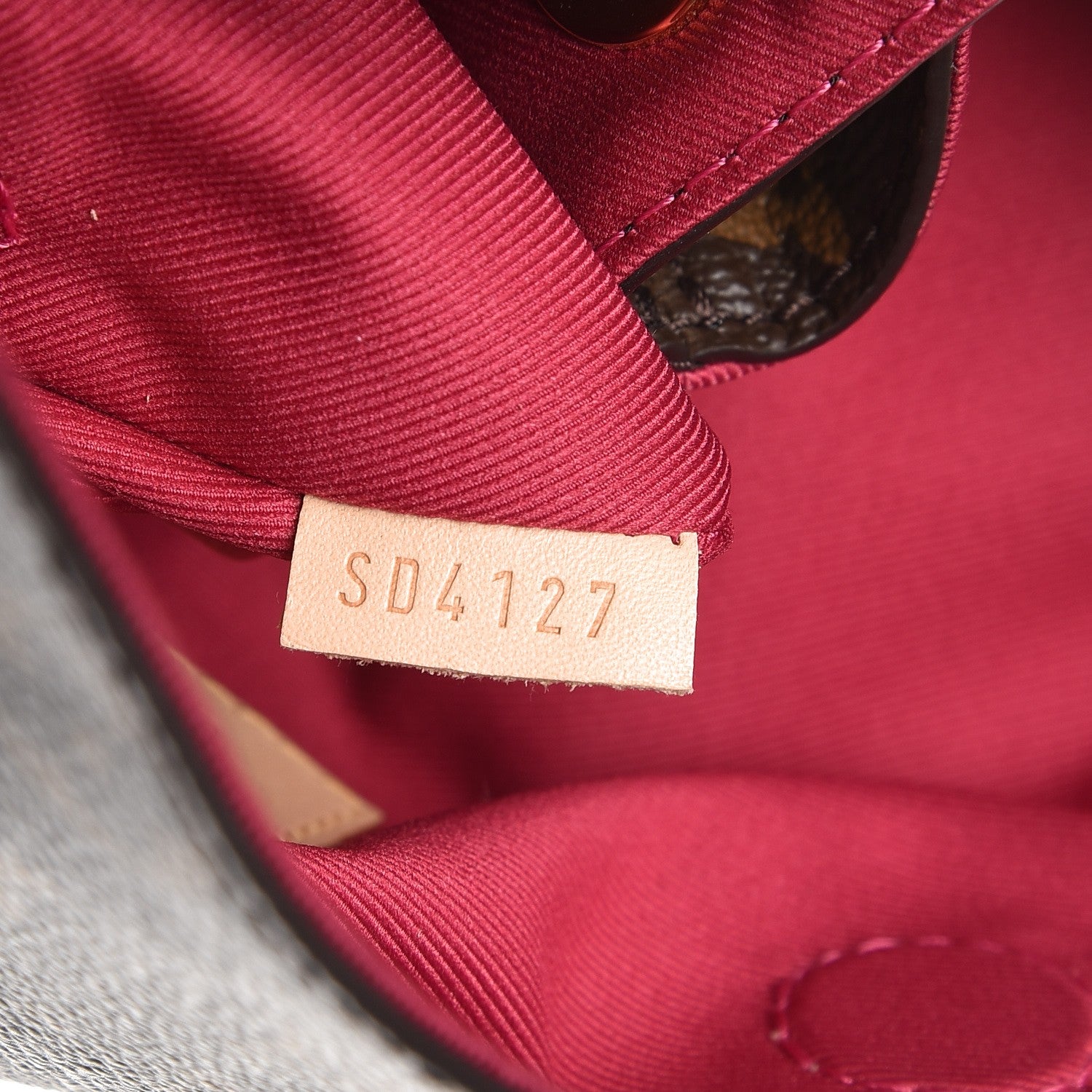 Louis Vuitton Monogram Graceful PM Pivoine 8 of 9
