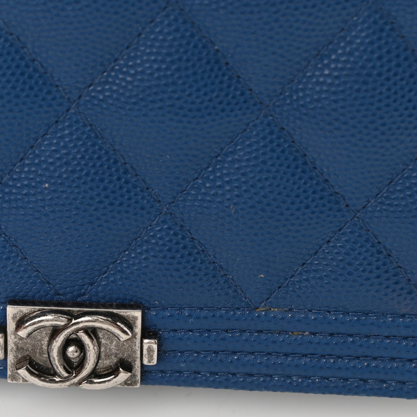 Caviar Quilted Boy Wallet On Chain WOC Blue