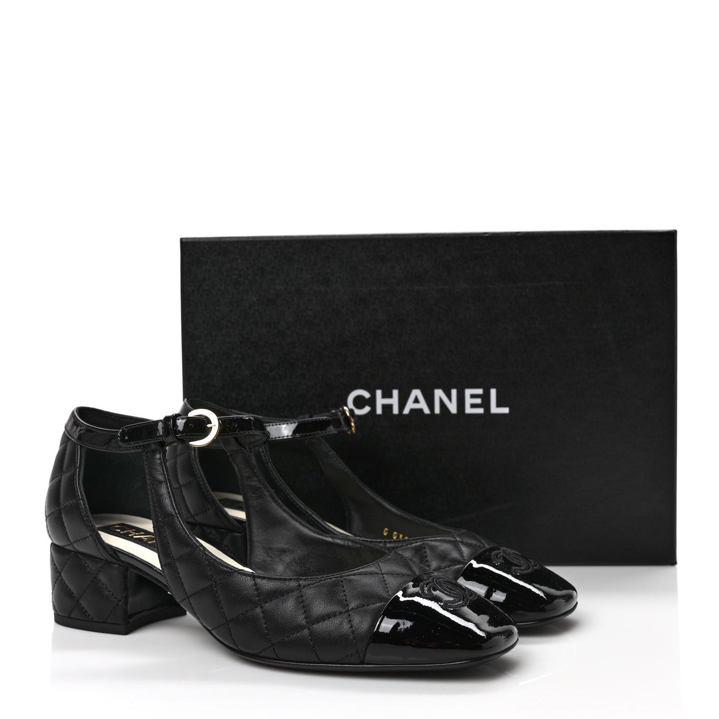 Lambskin Patent Quilted Cap Toe Mary Jane Flats 38 Black