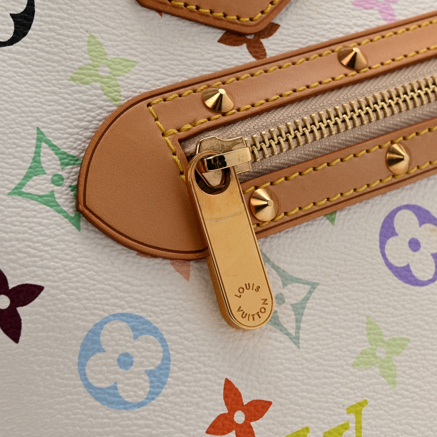 Monogram Multicolor Alma White