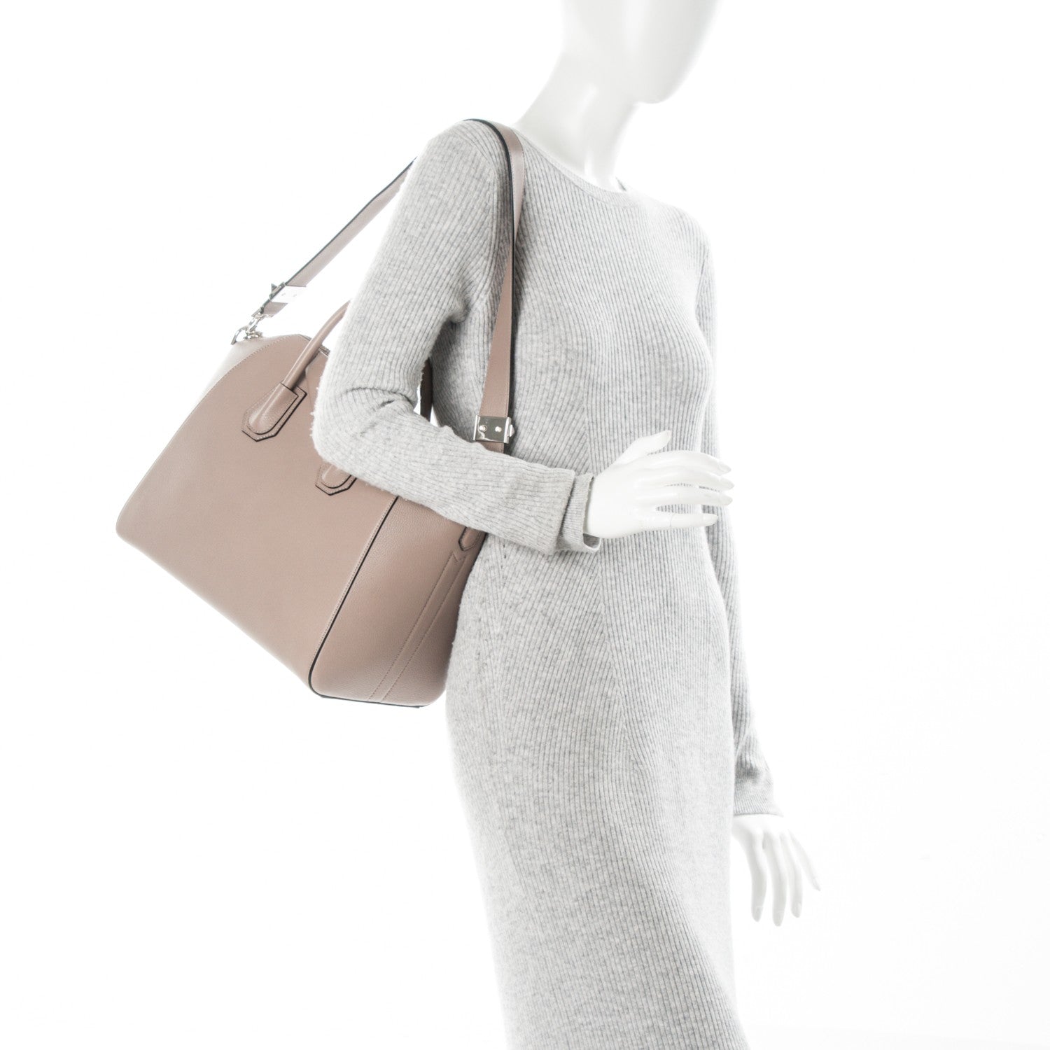 Givenchy Sugar Goatskin Medium Antigona Mastic 2 of 7