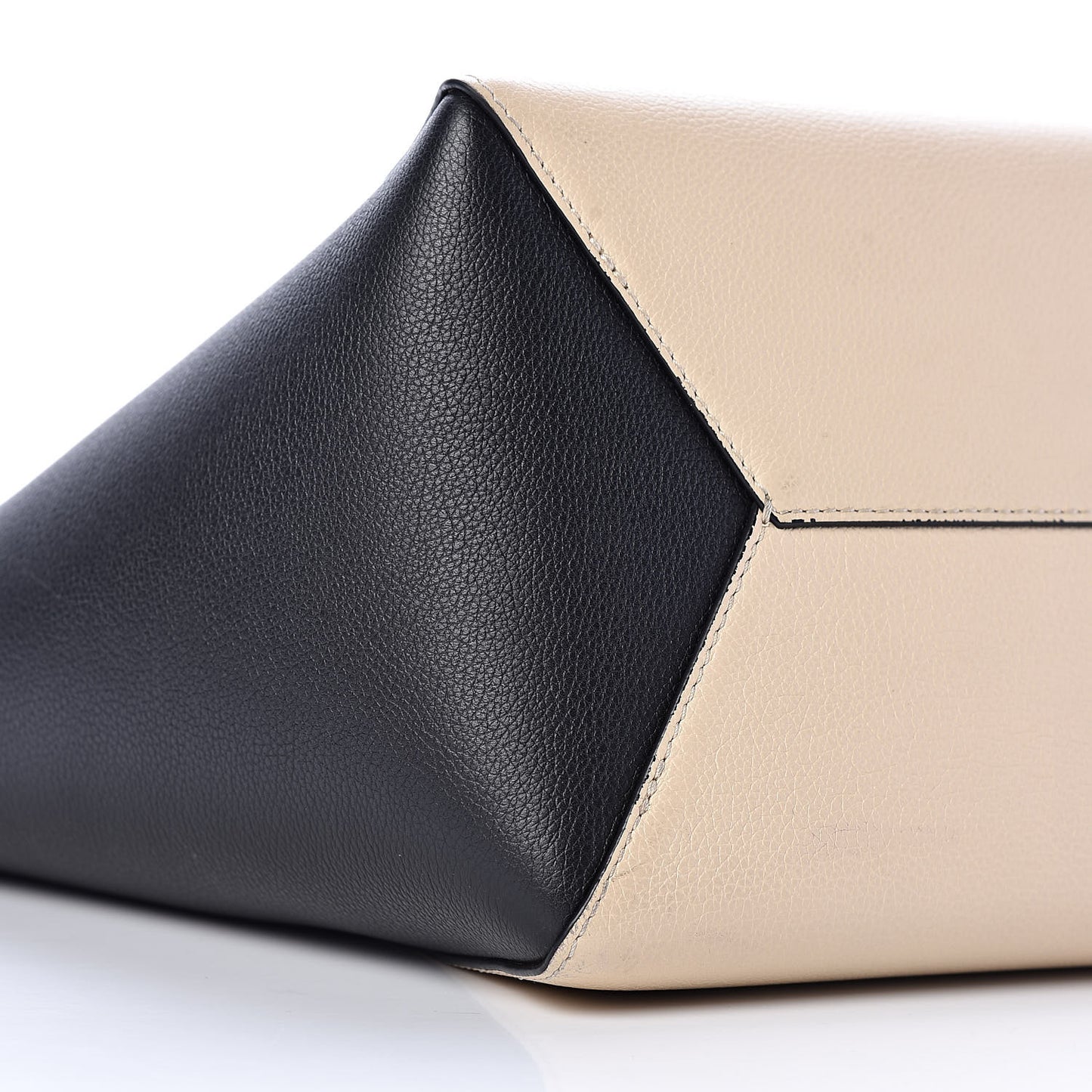 Calfskin Lockme Cabas Vanille Black
