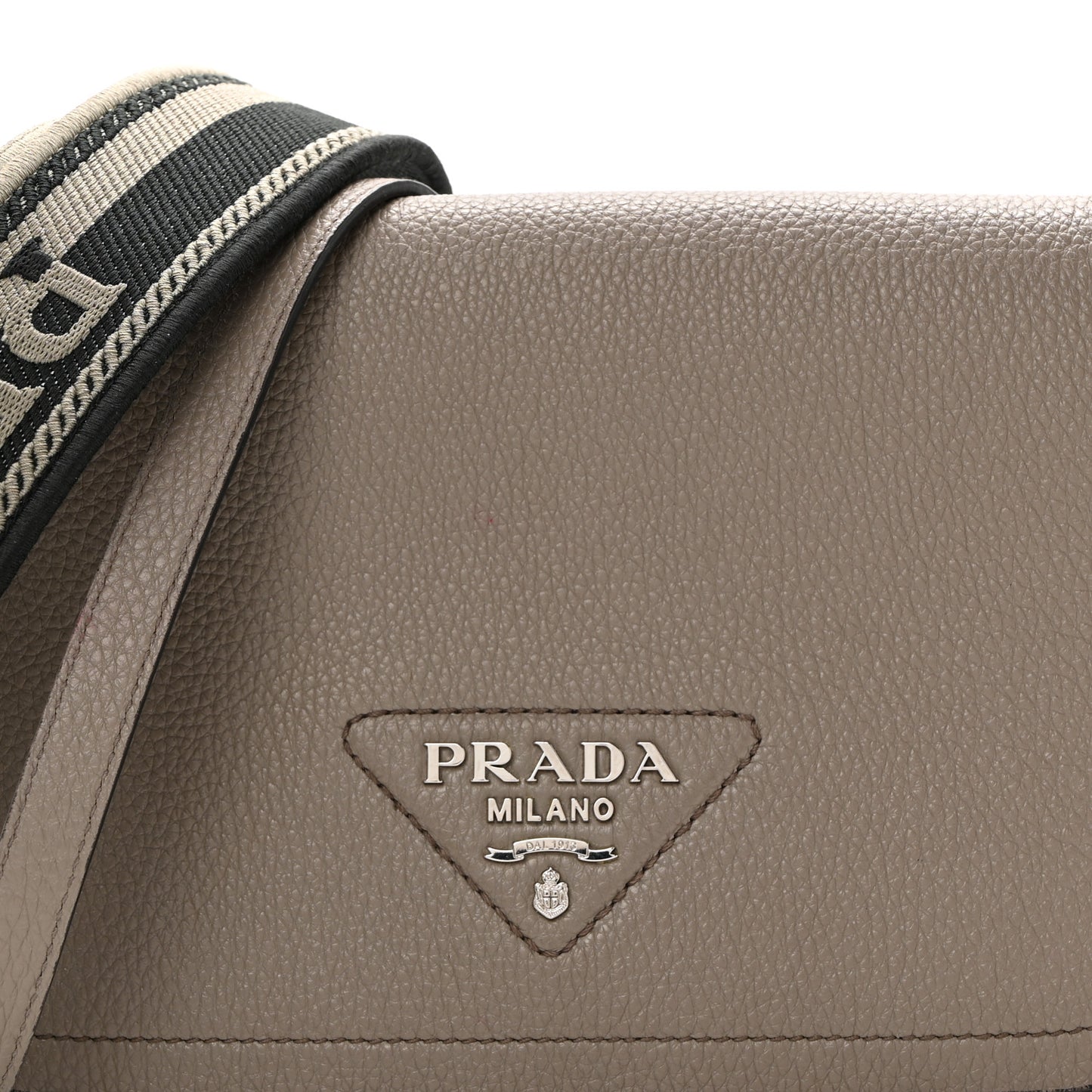 Vitello Daino Soft Flap Crossbody Argilla