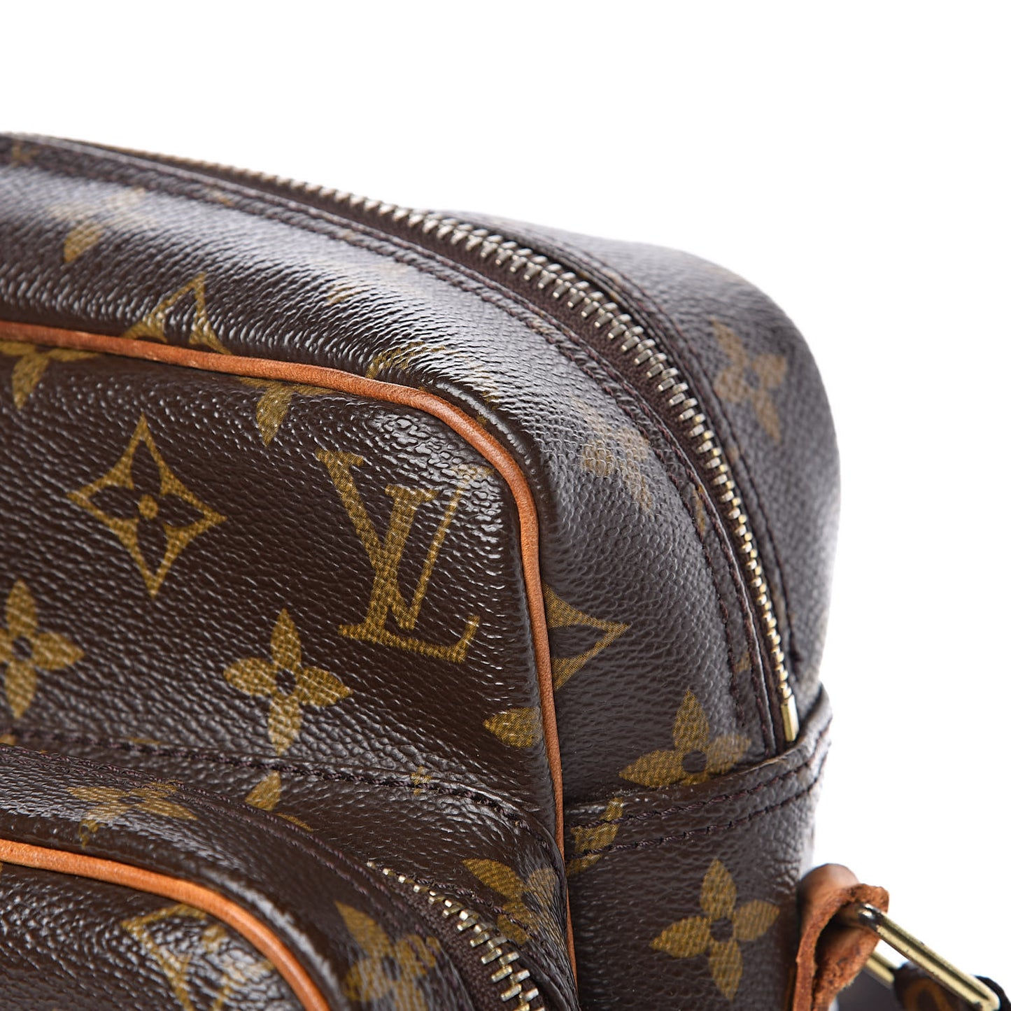 Monogram Nil 28