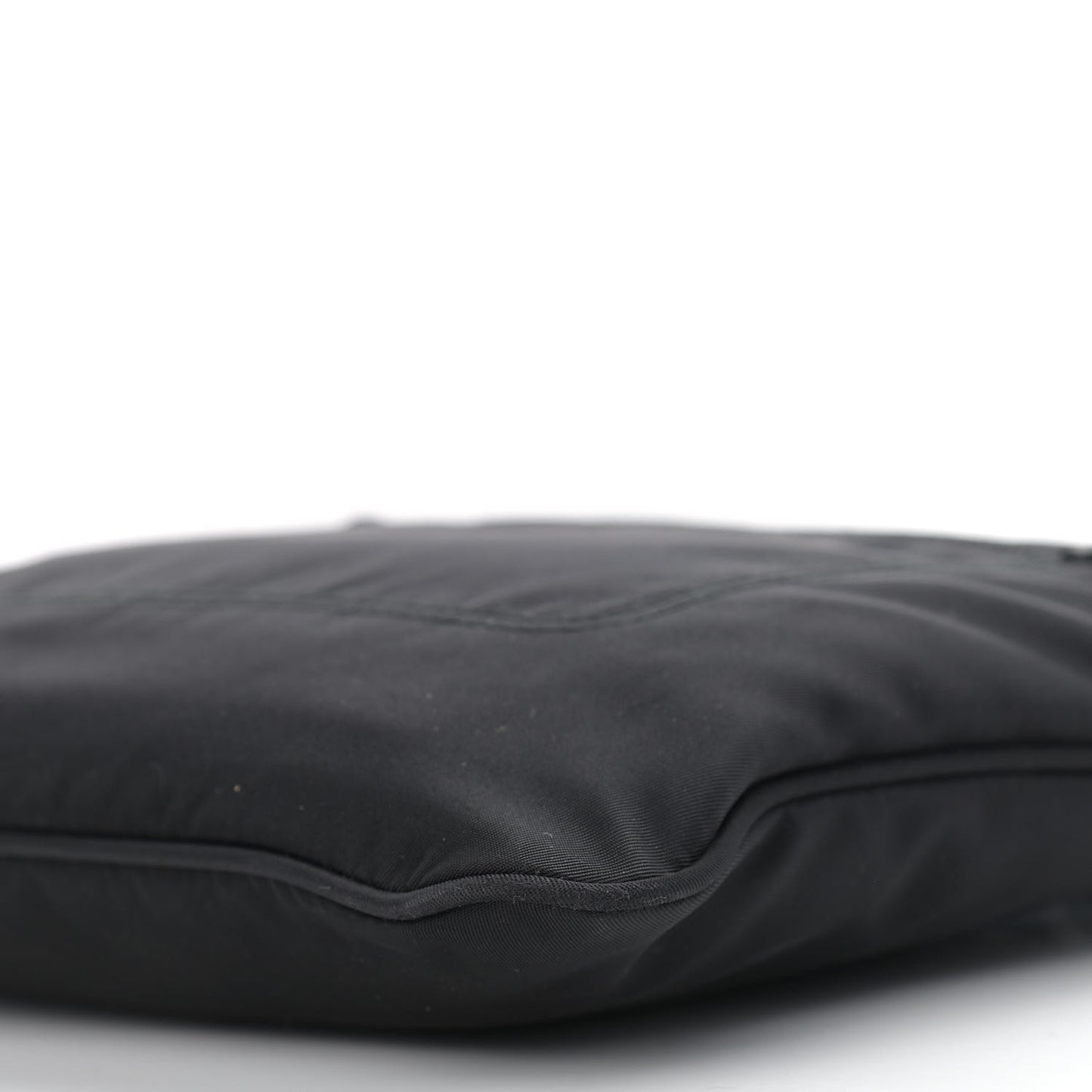 Tessuto Nylon Saffiano Flat Messenger Bag Black