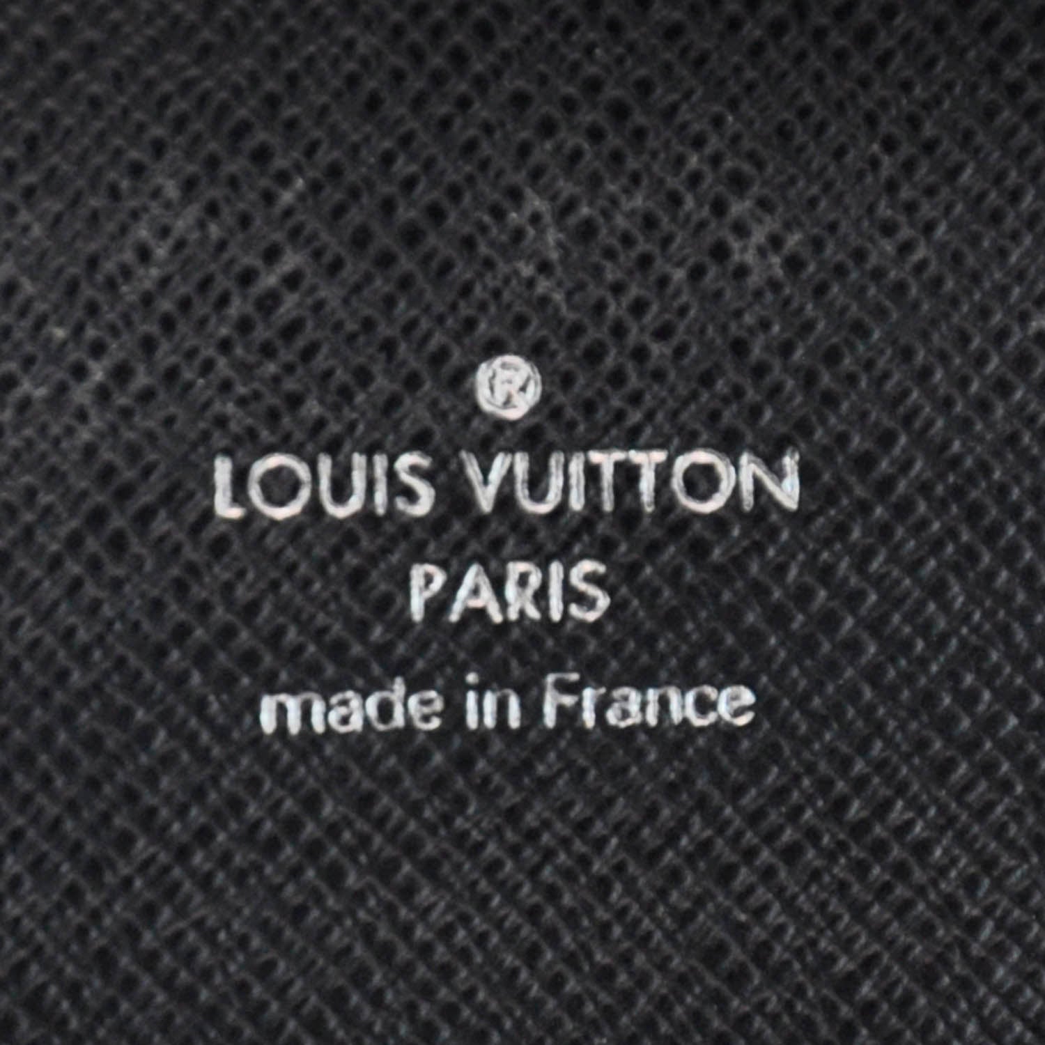 Louis Vuitton Taiga Accordeon Wallet 5 of 6