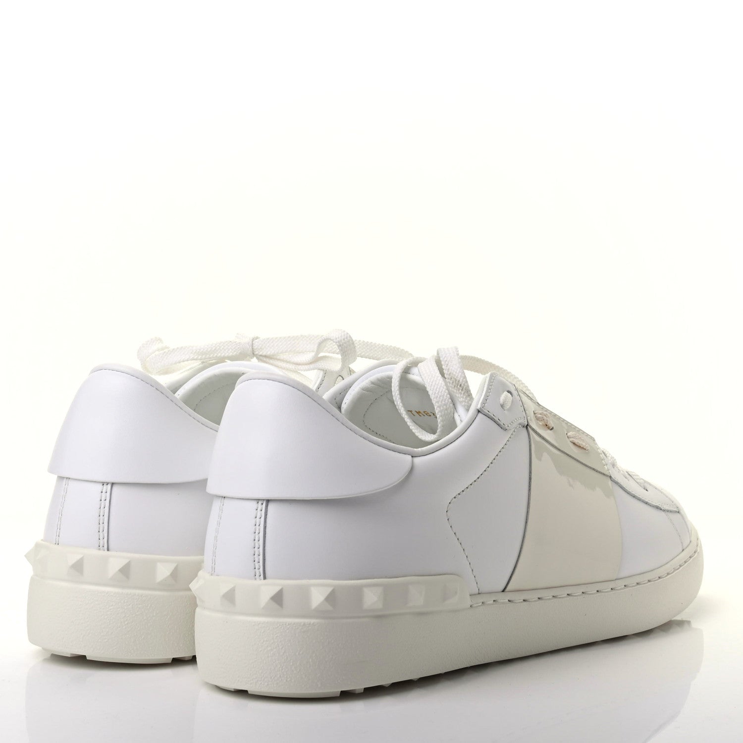 Valentino Garavani Calfskin Patent Mens Rockstud Open Sneakers 43 Bianco 4 of 9