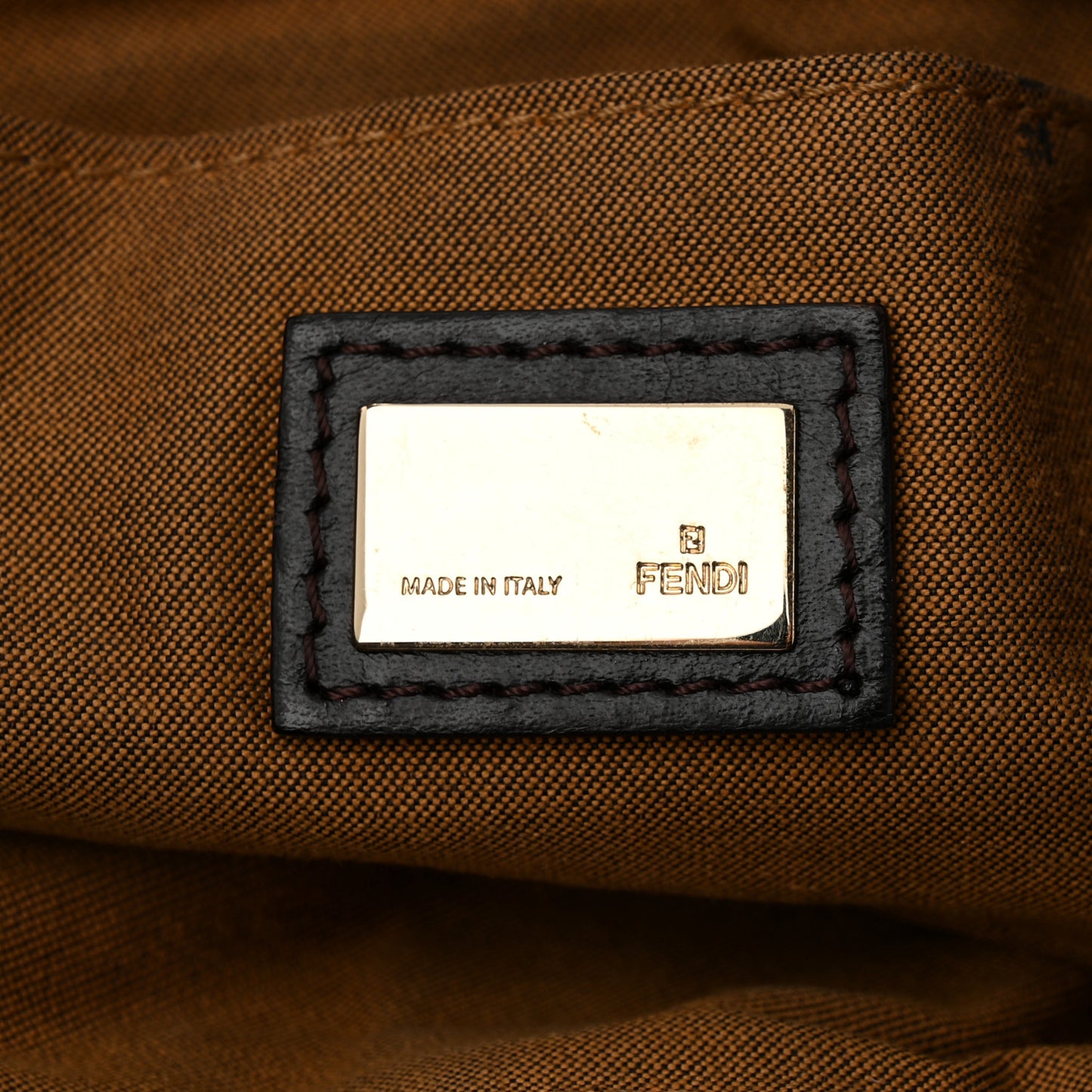 Zucca Small Chef Shoulder Bag Tobacco