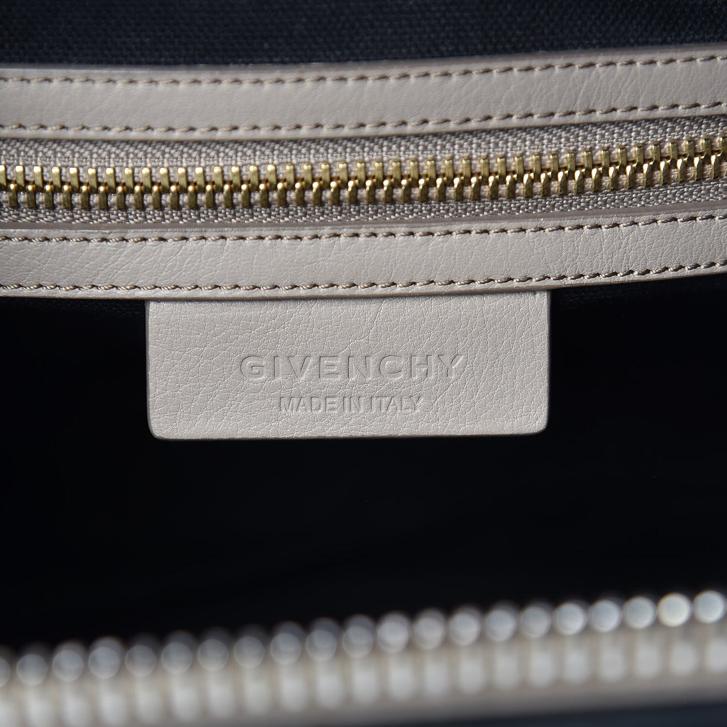 Calfskin Small Tri-Color Antigona Beige Black White