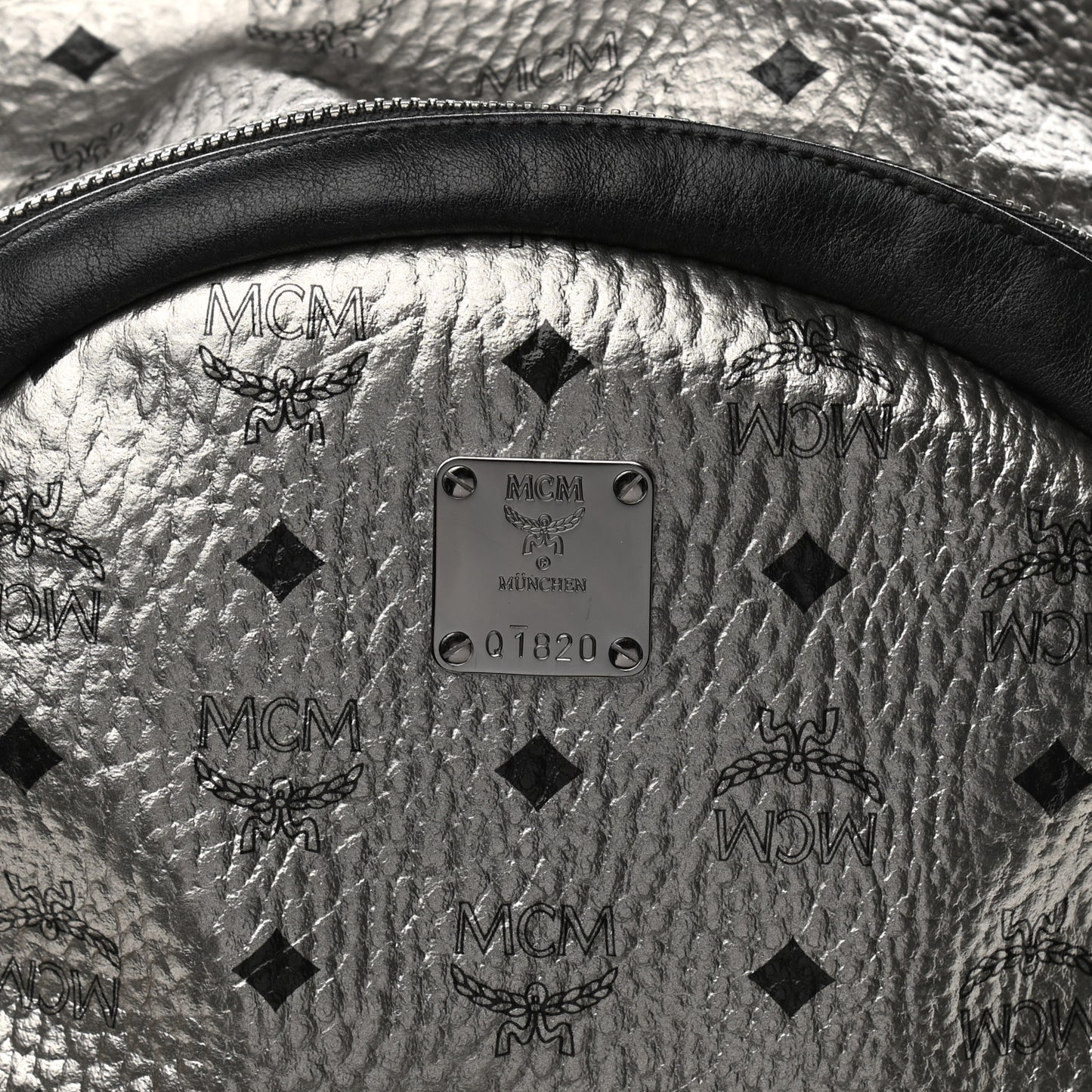 Metallic Visetos Medium Stark Backpack Silver Black