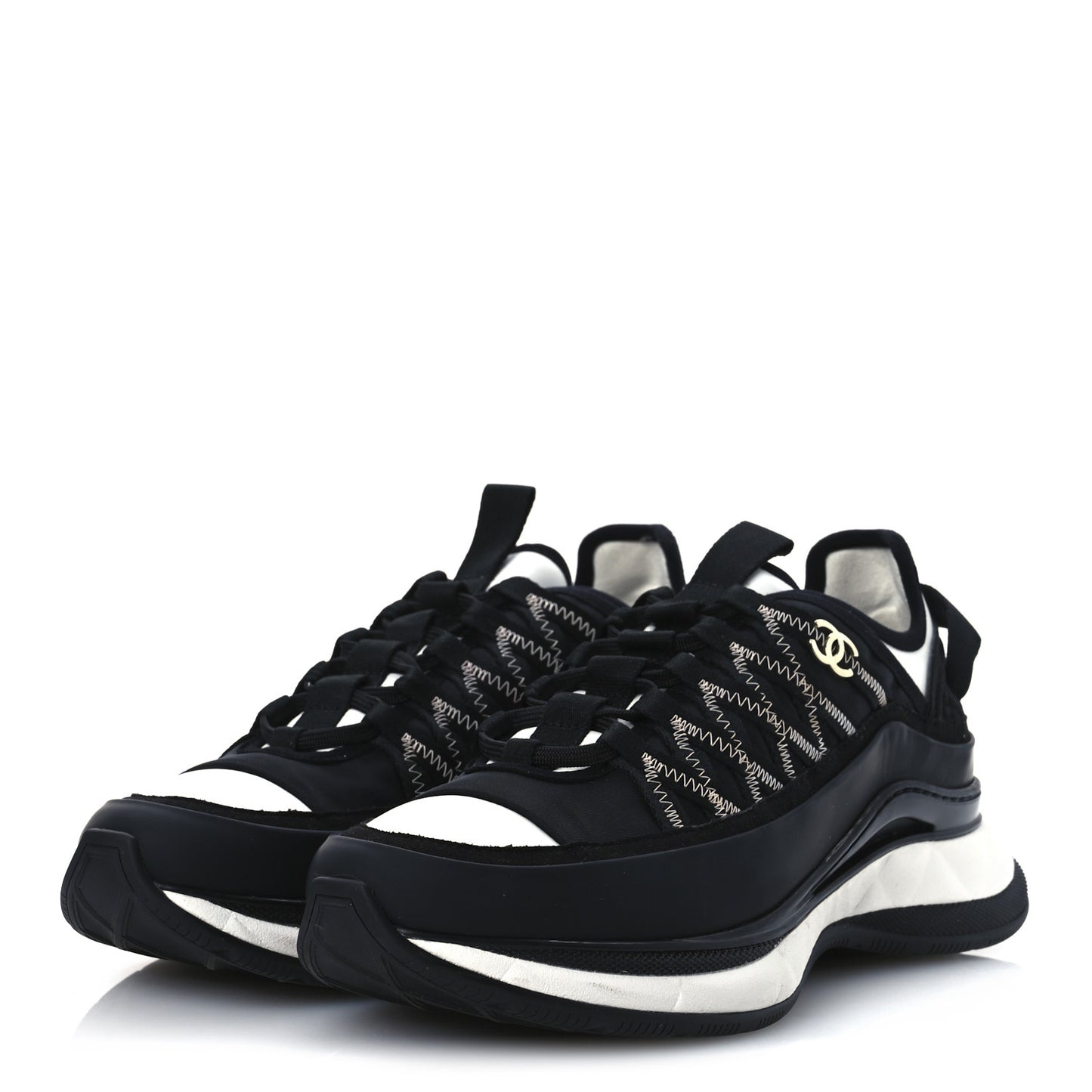 Mixed Fibers Suede Calfskin CC Sneakers 39 White Black