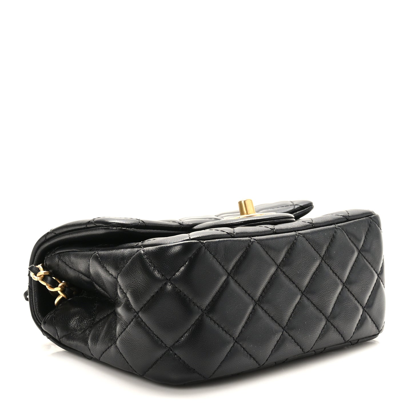 Lambskin Quilted Mini Pearl Crush Flap Black