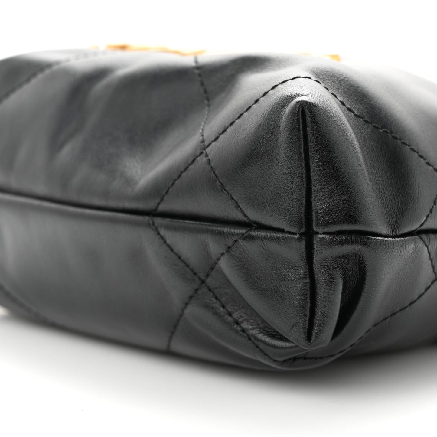 Shiny Calfskin Quilted Mini Chanel 22 Black