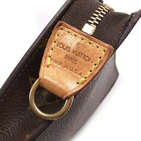Monogram Petit Bucket 23