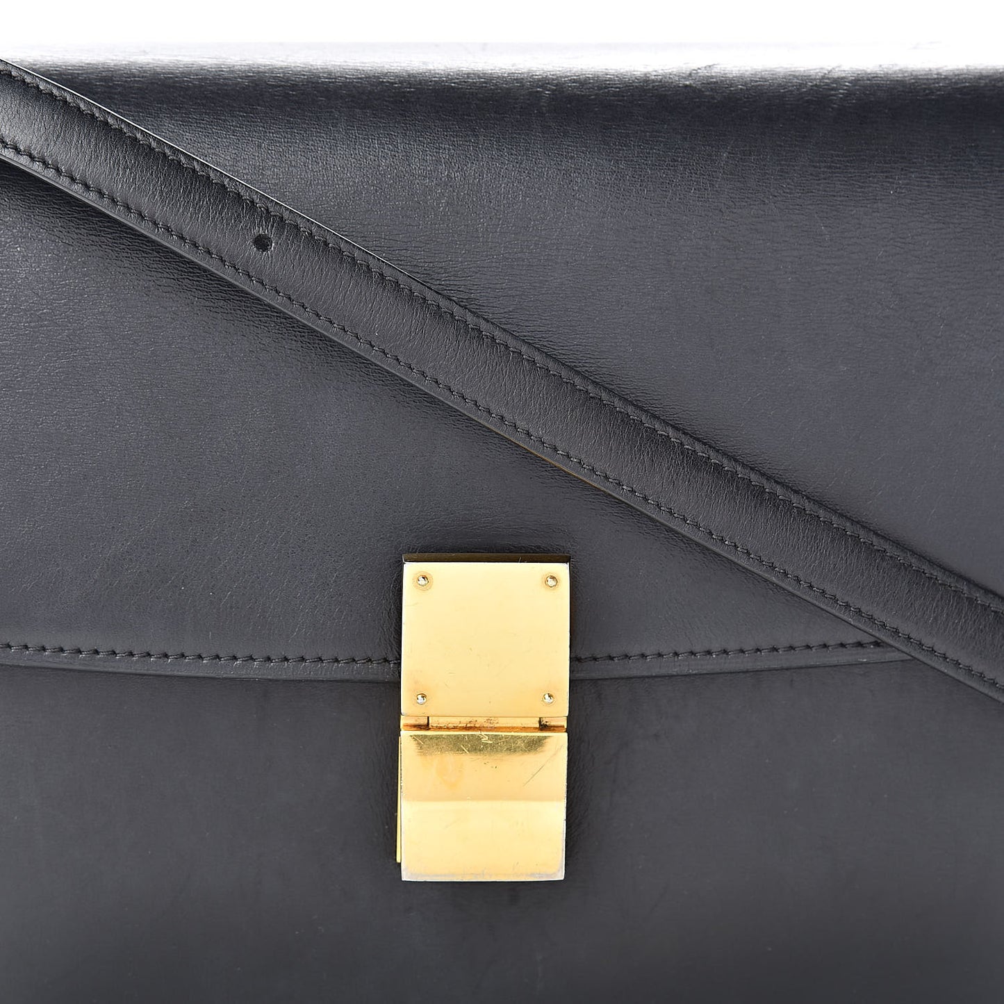 Box Calfskin Medium Classic Box Flap Bag Black