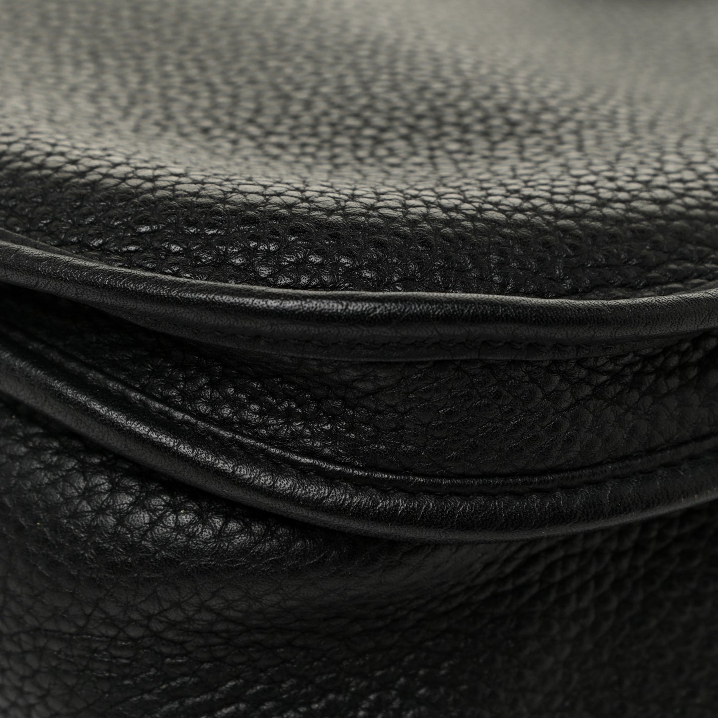 Taurillon Clemence Evelyne III PM Black