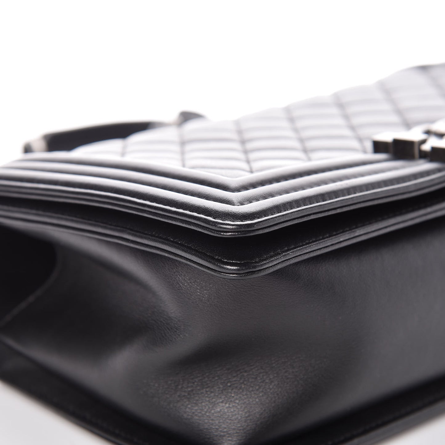 Calfskin Quilted Medium Boy Flap Black