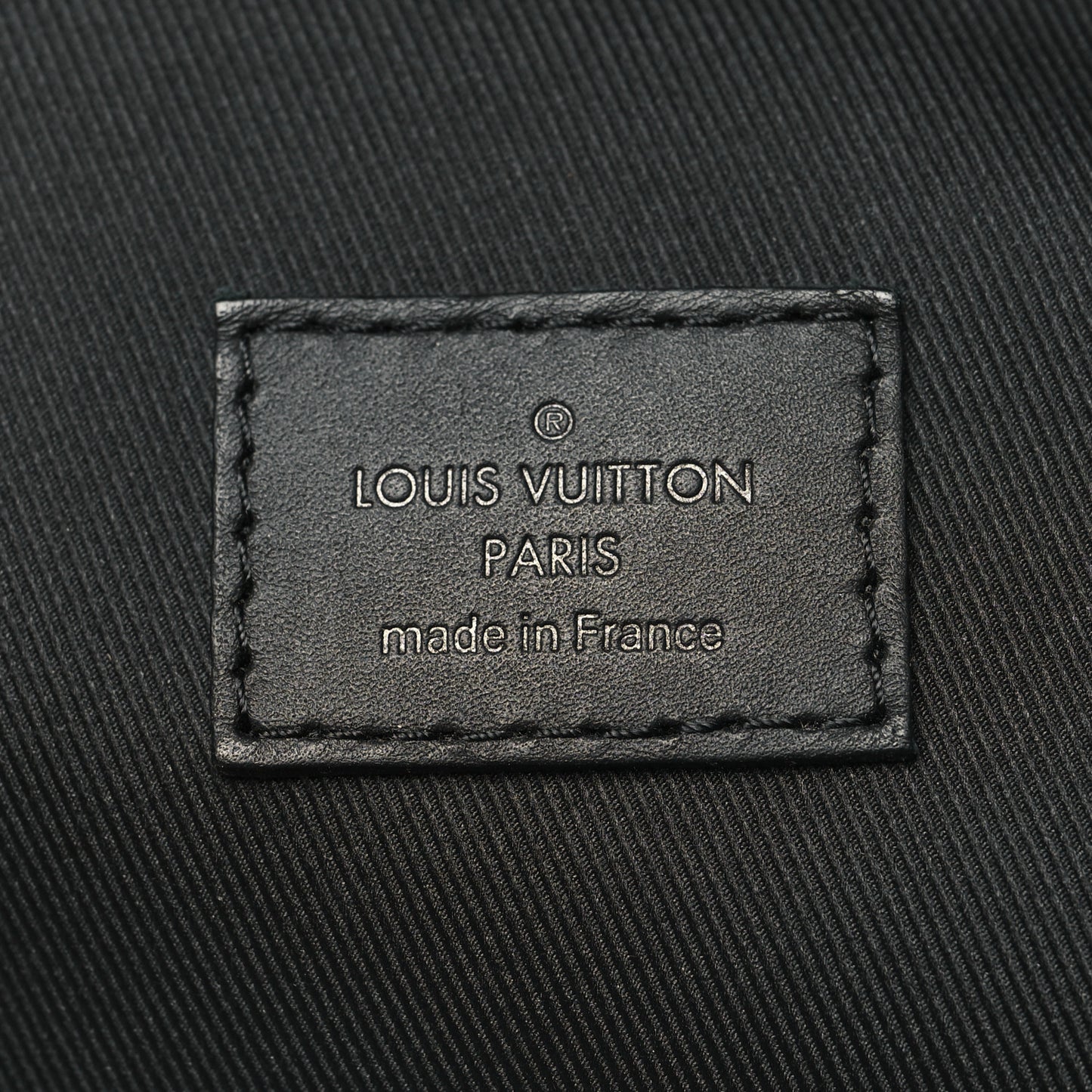 Damier Infini Avenue Sling Bag Onyx Silver