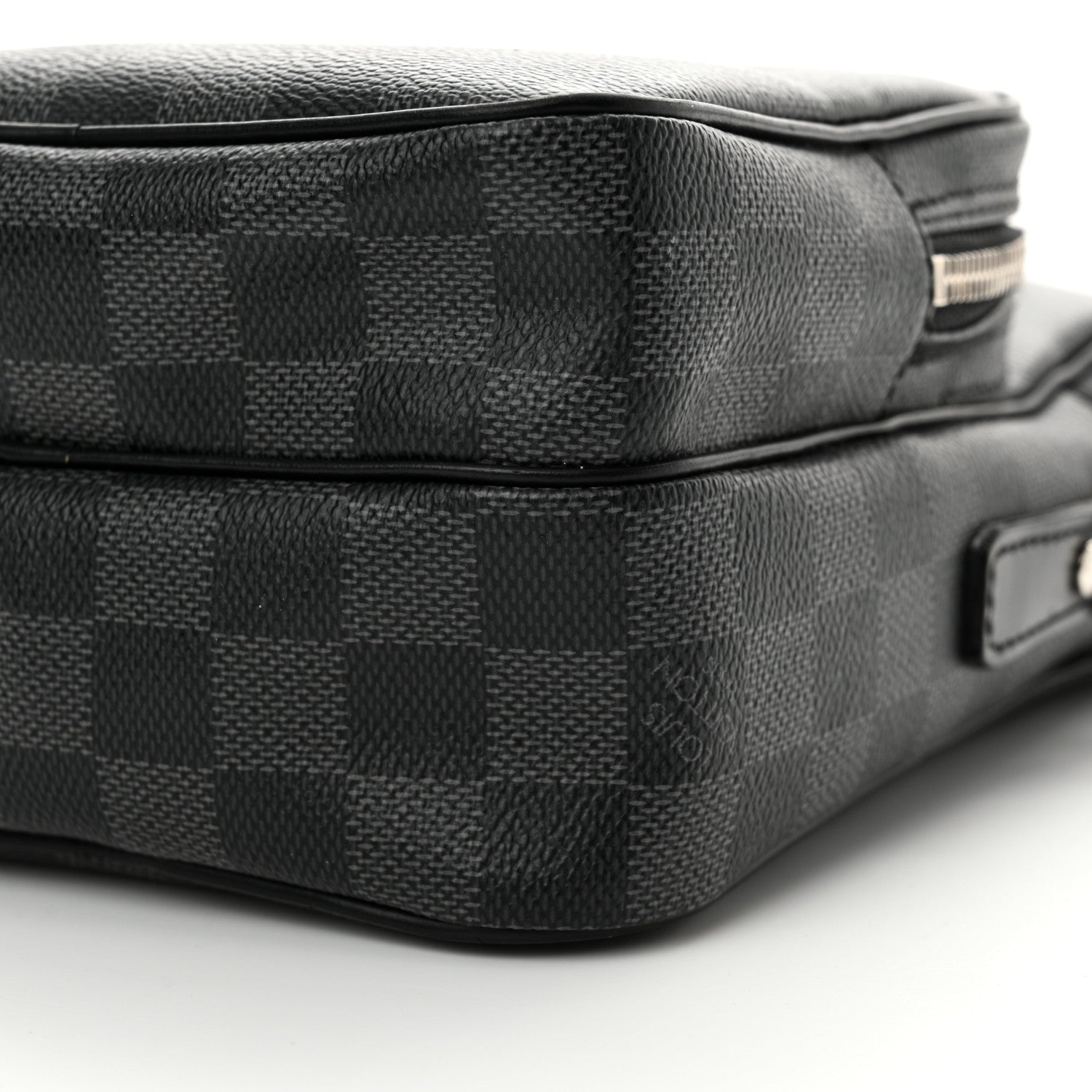 Louis Vuitton Damier Graphite Rem Bag 9 of 10