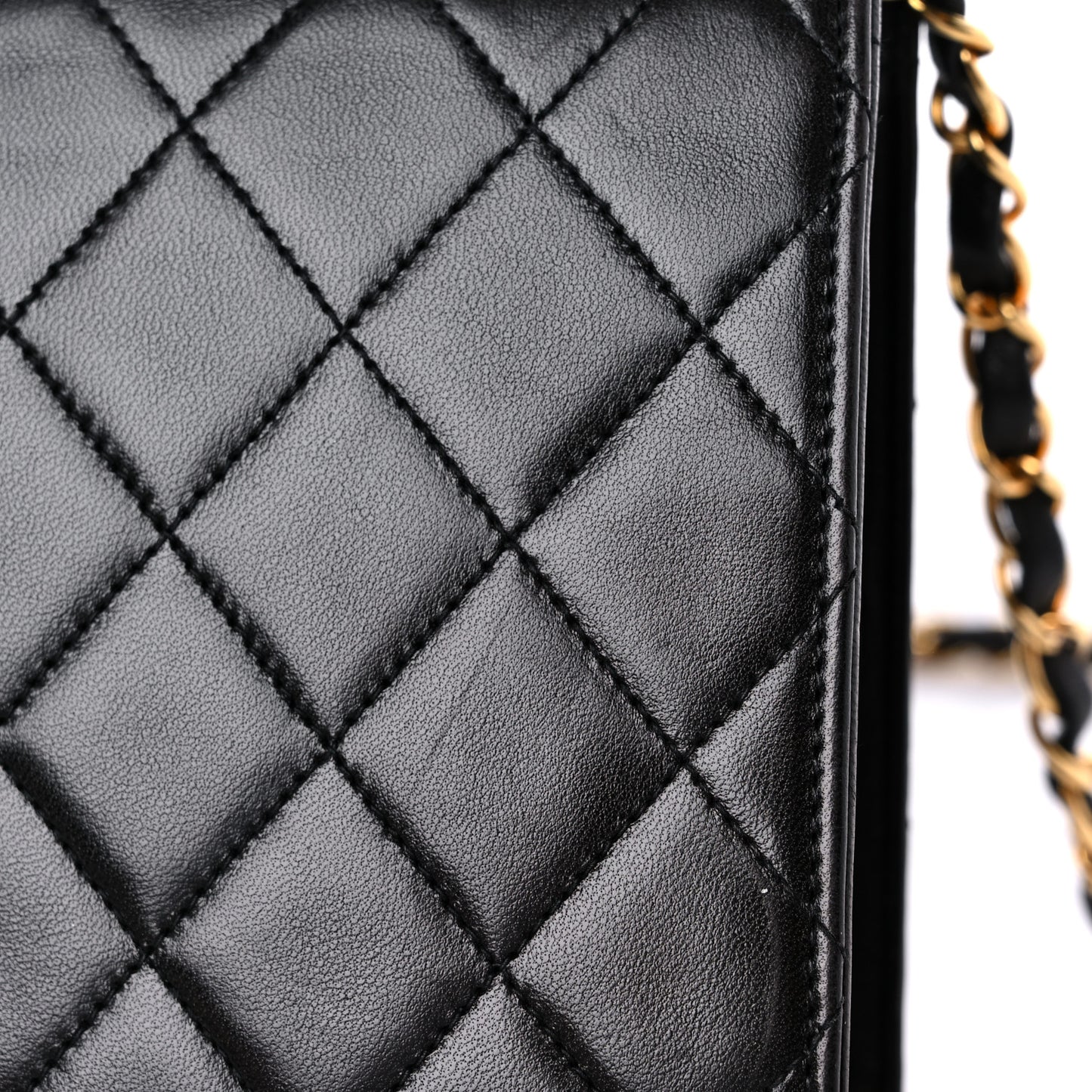 Lambskin Quilted Medium Single Flap Black