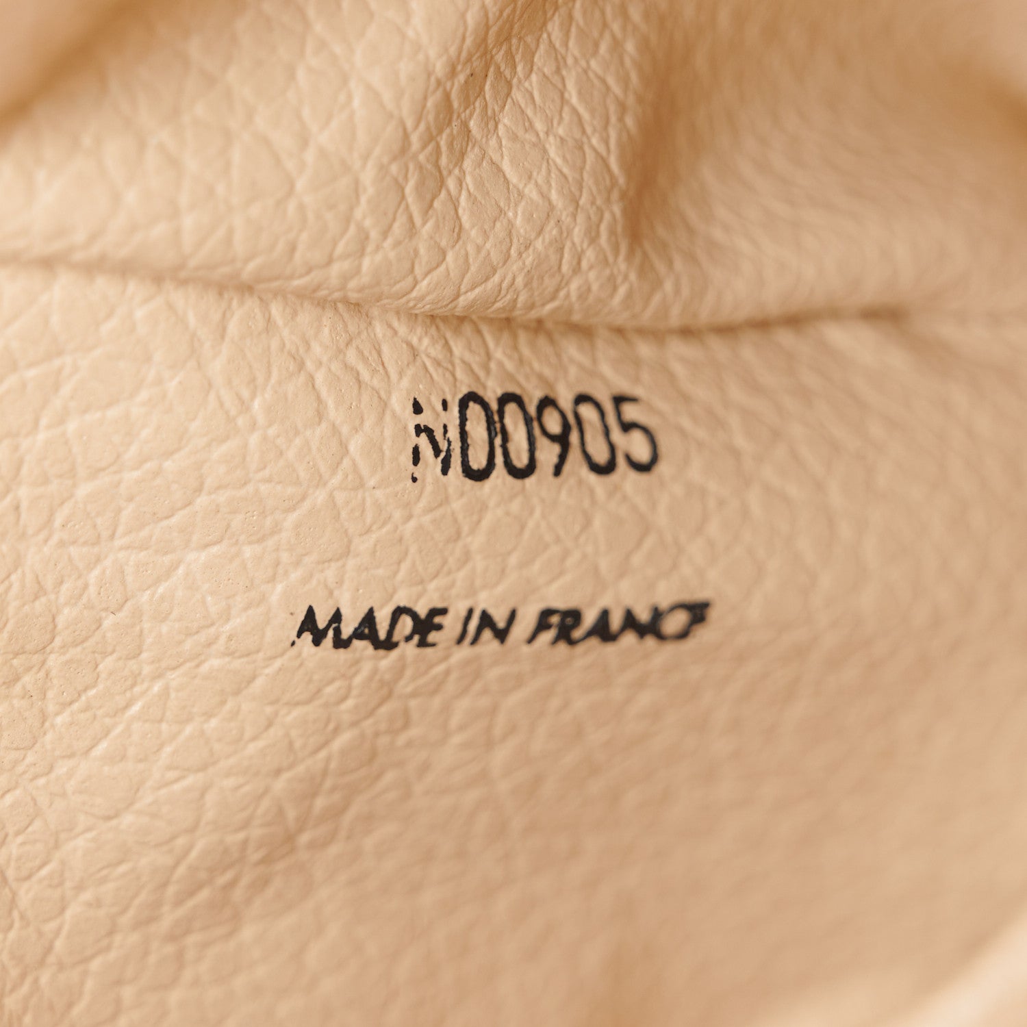 Louis Vuitton Monogram Trousse Toilette 28 8 of 9