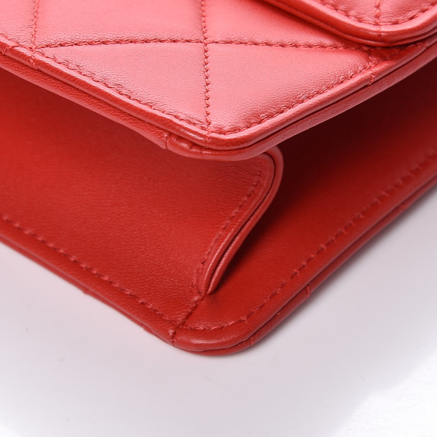 Lambskin Quilted Large Golden Class Flap Red