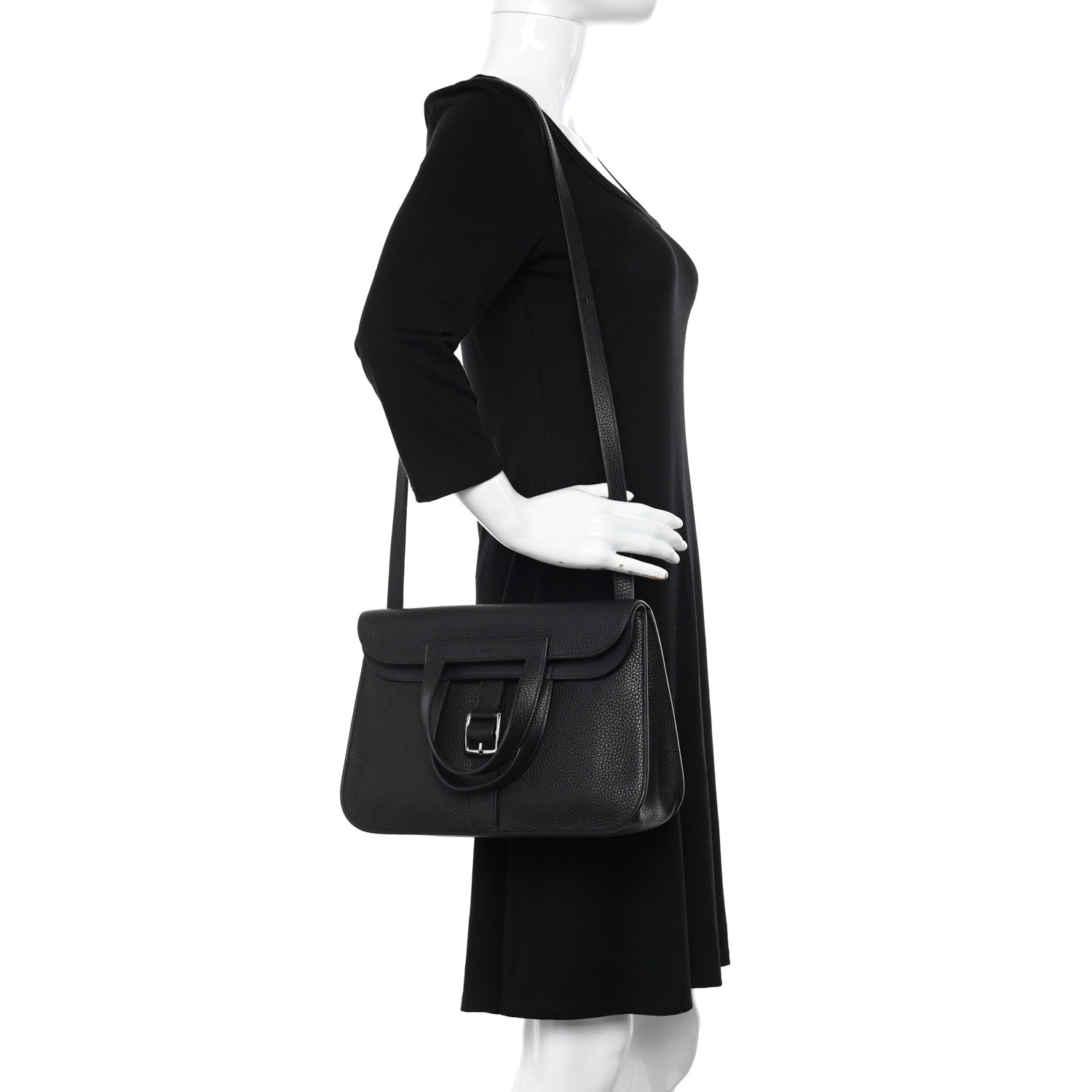 Hermes Taurillon Clemence Halzan 31 GM Black 2 of 10