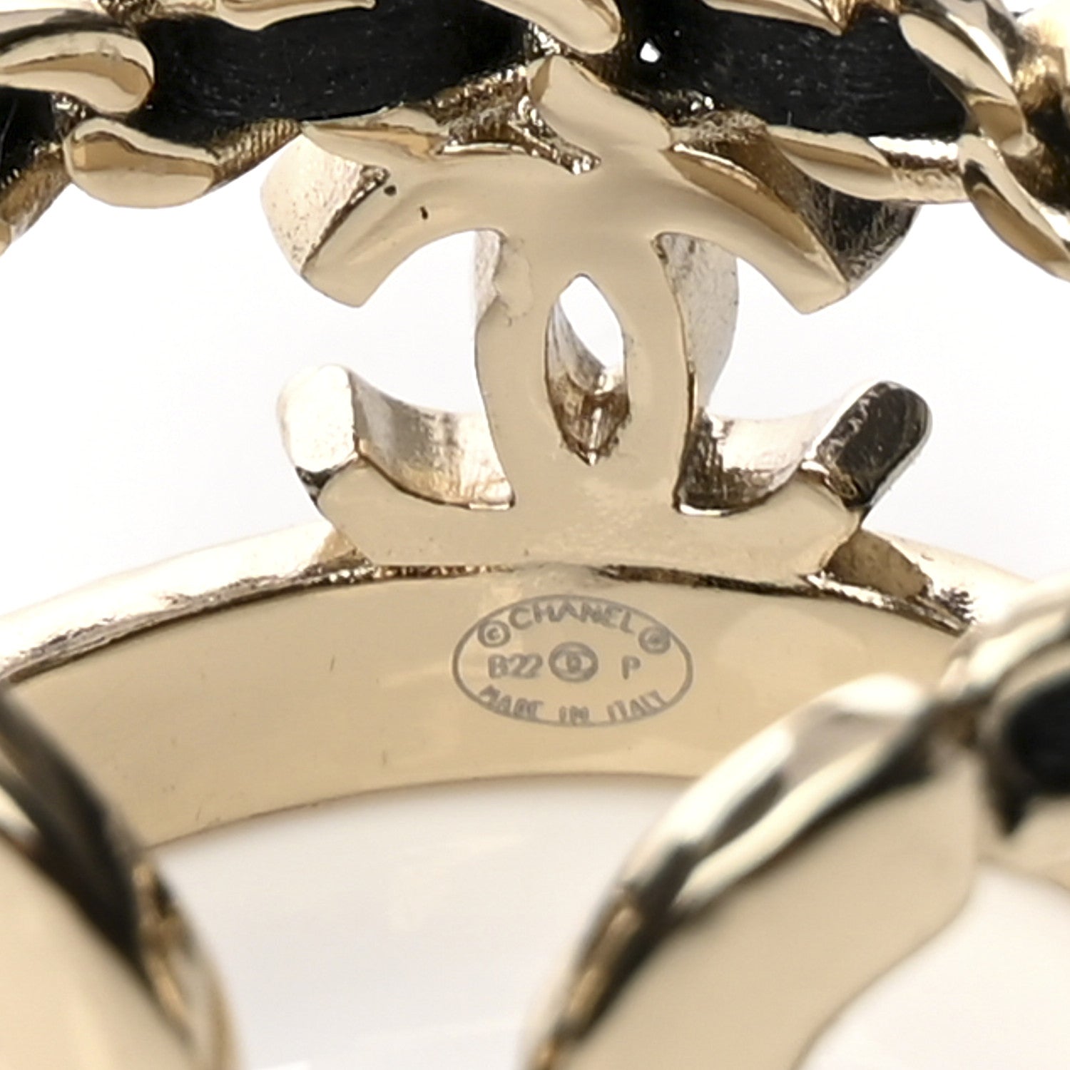 Chanel Metal Lambskin Chain CC Ring 7.25 Gold Black 3 of 4