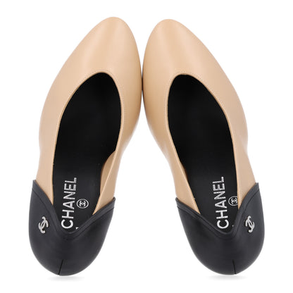 Chanel Lambskin Calfskin Cap Toe Pumps 40 Black Beige 2 of 11