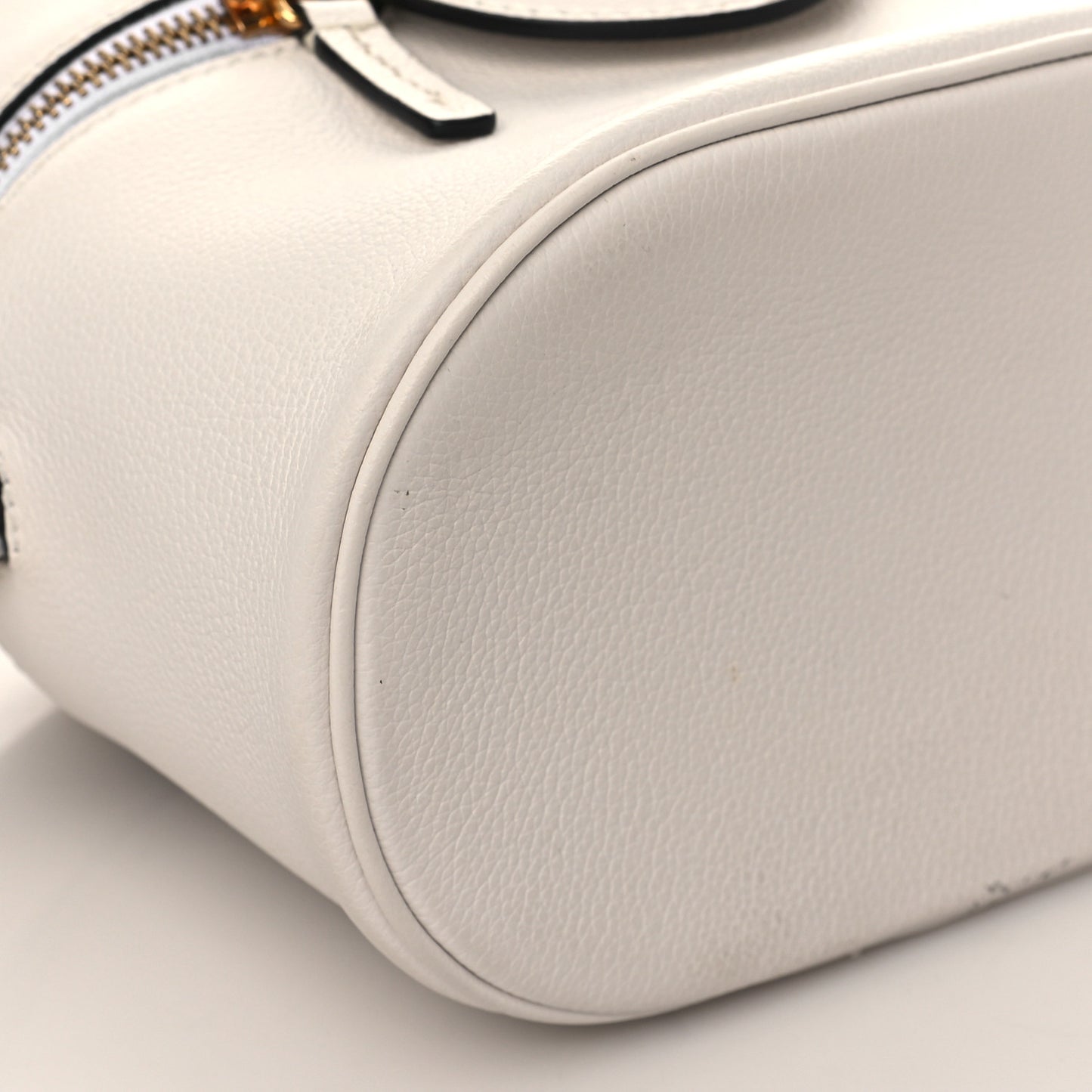 Grained Calfskin Medusa Vanity Case White