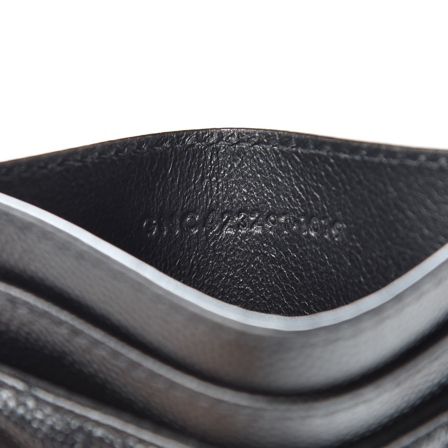 Saint Laurent Grain De Poudre Matelasse Chevron Monogram Credit Card Case Black 7 of 7