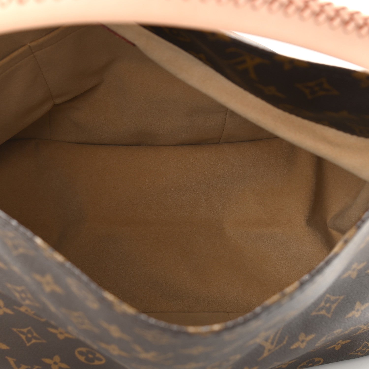 Louis Vuitton Monogram Artsy MM 5 of 9