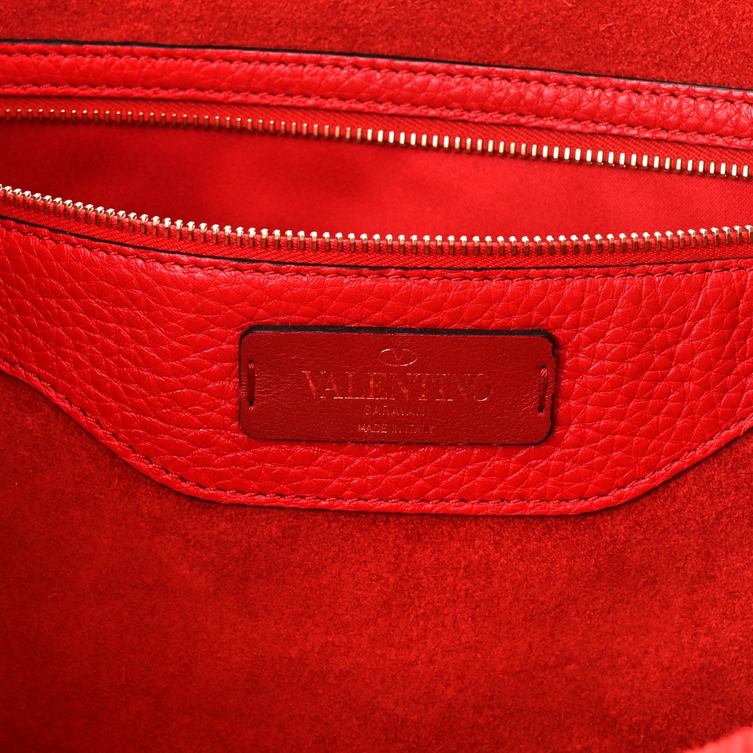 Valentino Garavani Grained Calfskin Rockstud Shoulder Tote Rouge Pur 6 of 9
