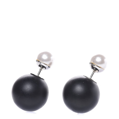 Christian Dior Mise En Dior Tribal Earrings Matte Black Pearl 1 of 4