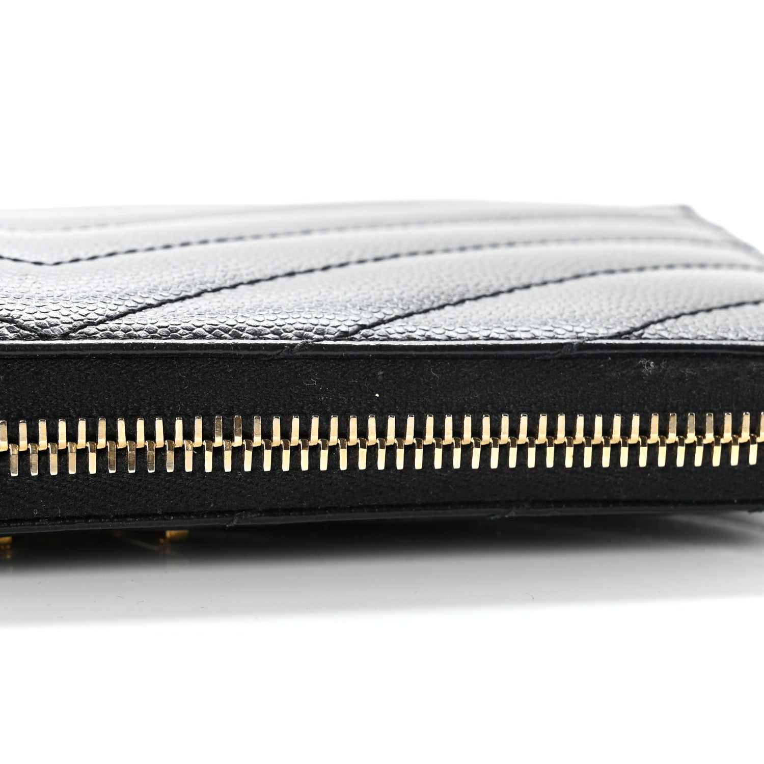 Saint Laurent Grain De Poudre Matelasse Chevron Monogram Zip Around Wallet Black 7 of 7