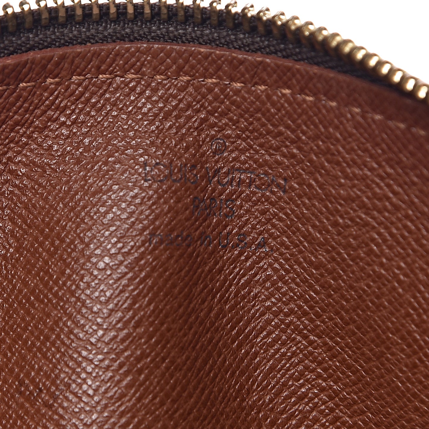 Monogram Papillon 26