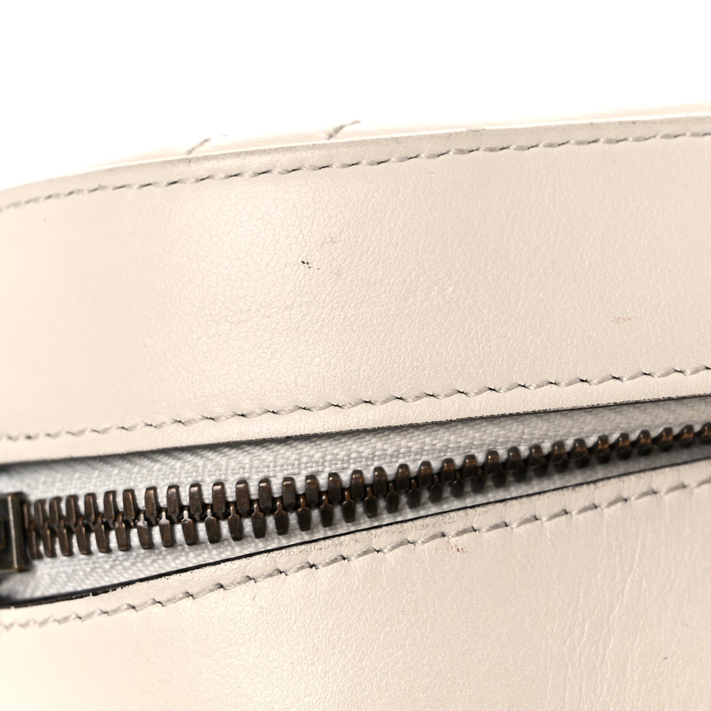 Calfskin Matelasse Animal Studs Small GG Marmont Chain Shoulder Bag White