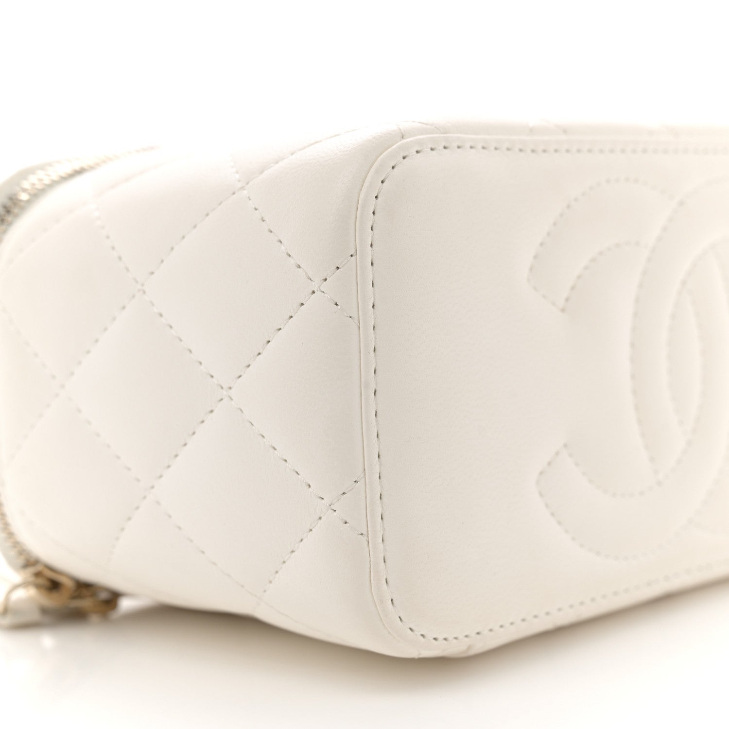 Chanel Lambskin Quilted Enamel CC Pearl Crush Small Vanity Case With Chain White 9 of 11