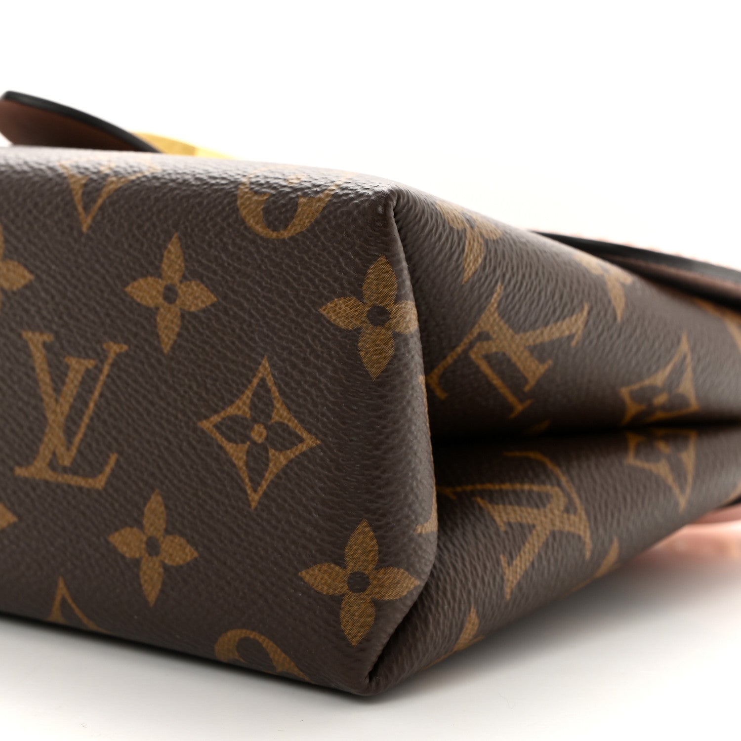Louis Vuitton Monogram Locky BB Rose Poudre 9 of 9